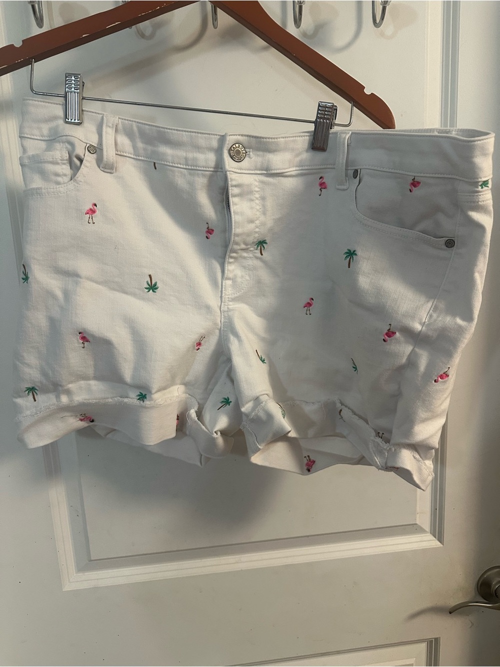Talbots White Denim Shorts with Pink Flamingo & Green Palm Embroidery